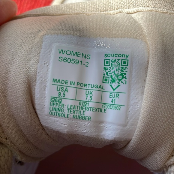 Saucony Shadow Sneakers - Picture 5 of 5